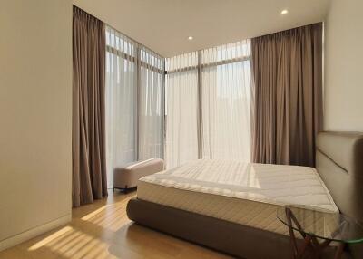 Vittorio  Stunning 2 Bedroom Condo in Phrom Phong