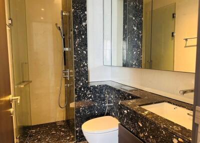 Beatniq  Sleek 2 Bedroom Luxury Condo For Rent in Thonglor