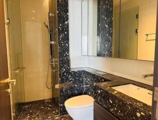 Beatniq  Sleek 2 Bedroom Luxury Condo For Rent in Thonglor