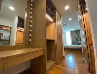 Siri Square  Modern 3 Bedroom Townhouse For Sale in Sathorn