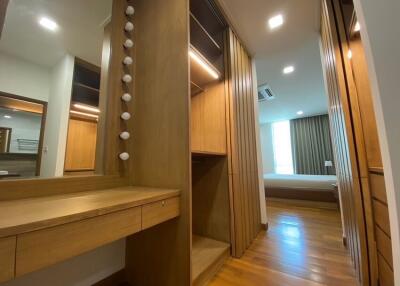 Siri Square | Modern 3 Bedroom Townhouse For Sale in Sathorn