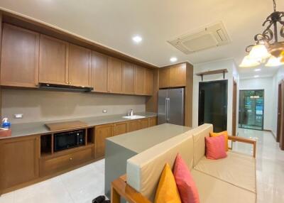 Siri Square  Modern 3 Bedroom Townhouse For Sale in Sathorn