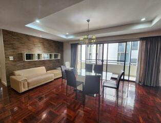 Le Premier 1  Renovated 2 Bedroom Condo in Central Asoke