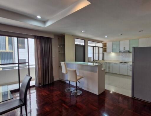 Le Premier 1  Renovated 2 Bedroom Condo in Central Asoke