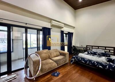 Lotus Point  Wonderful 4 Bedroom Townhouse For Rent in Ekkamai