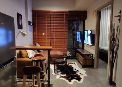 The Lofts Asoke  Stylish 1 Bedroom Condo Near Phetchaburi MRT Station