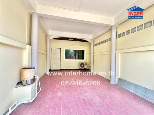 Spacious and clean entryway with modern amenities