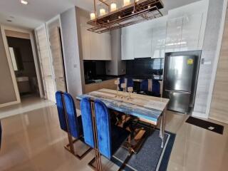 Modern kitchen with dining area