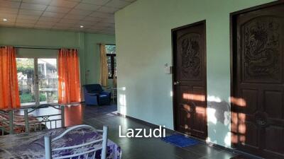 4 bedroom single storey house with pond on 8000m2 for sale