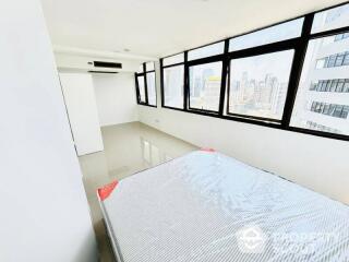 2-BR Condo at Waterford Park Rama 4 near BTS Phra Khanong