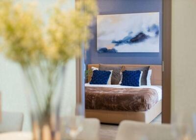 4 Bedroom modern luxury property in Palm Springs village