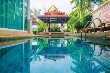 Luxury Pool Villa with 4 Bedrooms in Bang Tao
