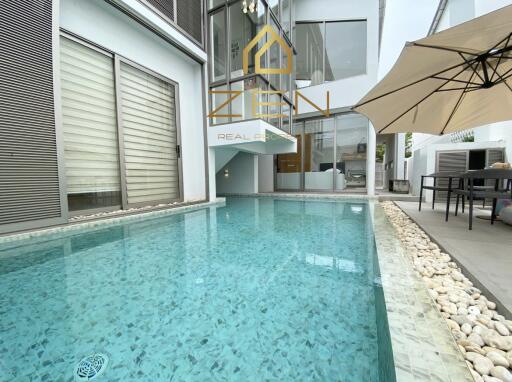 Luxury Pool Villa 3 Bedrooms in Thalang for Rent