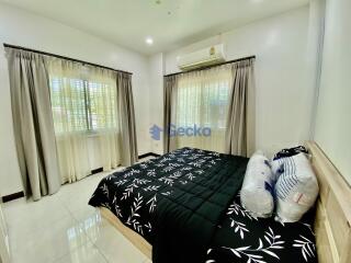 3 Bedrooms House in Baan Chalita Na Kluea H011592