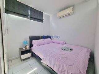 2 Bedrooms Condo in The Lofts Pratumnak Pratumnak C011590