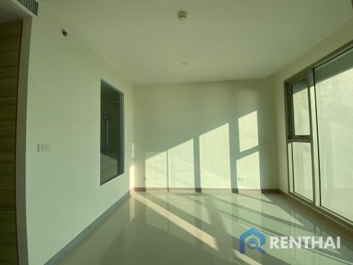 For sale condo Studio at The Riviera Jomtien