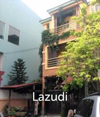 Townhouse for sale in Ramkamhaeng area