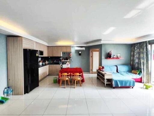 Condo with 2 bedrooms in Jomtien area