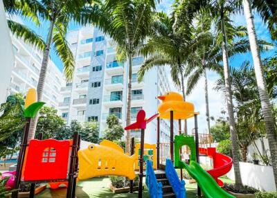 Condo with 2 bedrooms in Jomtien area