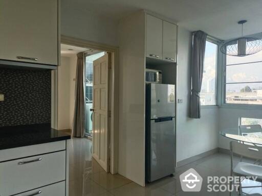 2-BR Condo at Jc Tower close to Phrom Phong