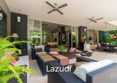 BAAN ING PHU : Designer and immaculate 8 Bed Pool Villa Estate.