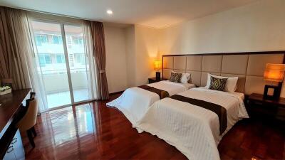 For Rent Bangkok Condo Piyathip Place Sukhumvit 39 BTS Phrom Phong Watthana