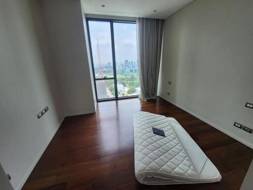 For Sale Bangkok Condo The Residences at Sindhorn Kempinski Hotel Bangkok Ton Son BTS Ratchadamri Pathum Wan