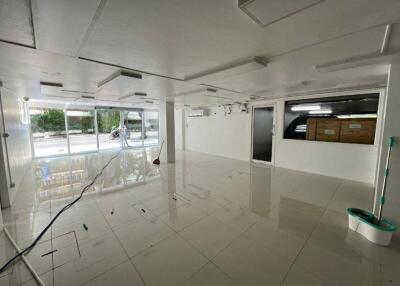 For Rent Bangkok Retail Sukhumvit BTS Phrom Phong Khlong Toei