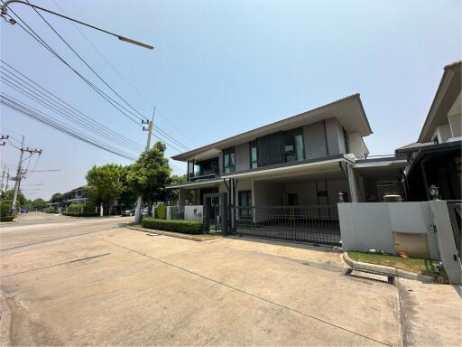 For Sale Pathum Thani Single House Setthasiri Wongwaen-Lamlukka Lam Luk Ka