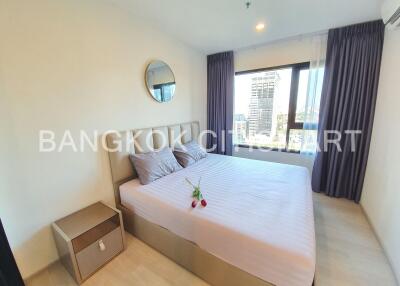 Condo at Life Asoke for rent