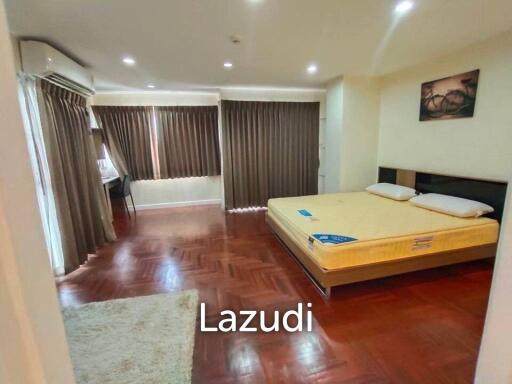 2 Beds 144 Sqm Silom Condominium