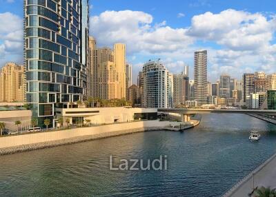 Lazudi presents to you a 2 BR apartment at the Marina with a breathtaking view!