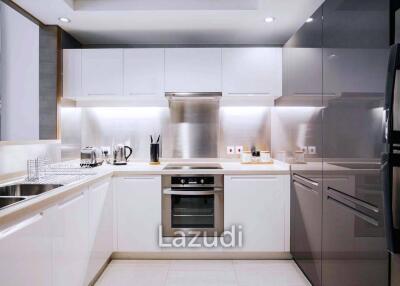 Spacious 2BR  Furnished  Equipped Kitchen