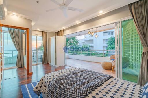 2 Bedrooms Condo in View Talay 3 Pratumnak C011595