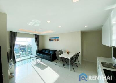 Beautiful Sea View Condo in Pratamnak