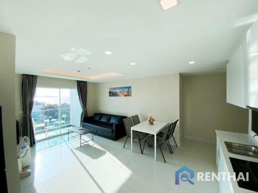 Beautiful Sea View Condo in Pratamnak