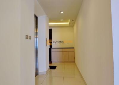 2 bedroom Condo in Wong Amat Tower Wongamat