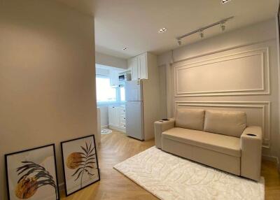 One bed unit newly renovated for sale in Nimman area