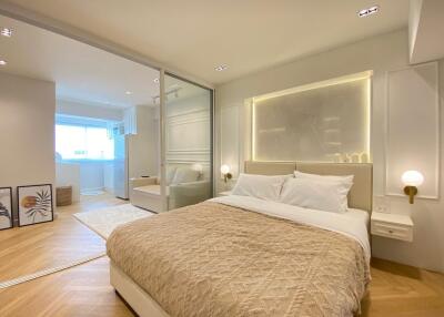 One bed unit newly renovated for sale in Nimman area