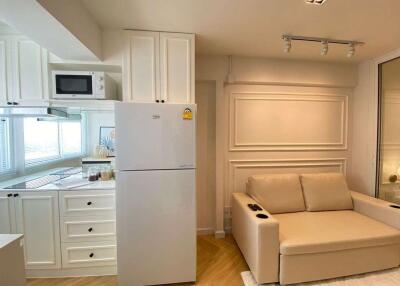 One bed unit newly renovated for sale in Nimman area