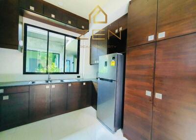 Modern House 3 Bedrooms with Private Pool in Chalong for Rent