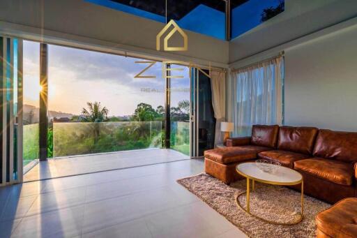 Luxury Pool Villa: 5 Bedrooms in Kata for Rent