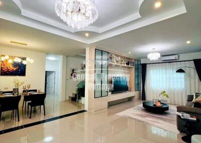 Spacious, 3 bedroom, 3 bathroom house with large garden for sale in East Pattaya.