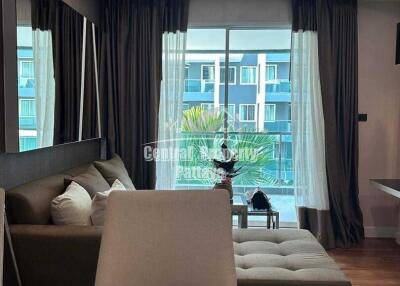 Generous, 1 bedroom, 1 bathroom for sale in foreign name in Feelture Condominium, Na Jomtien.