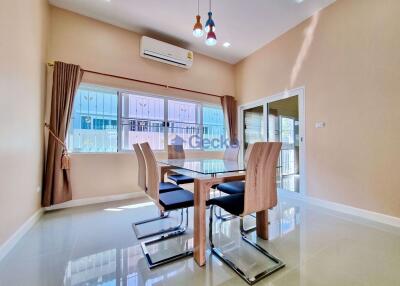 3 Bedrooms House in The Palm Pattaya East Pattaya H009787