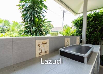 Mil Pool 2 bed villa with Jacuzzi centrally located