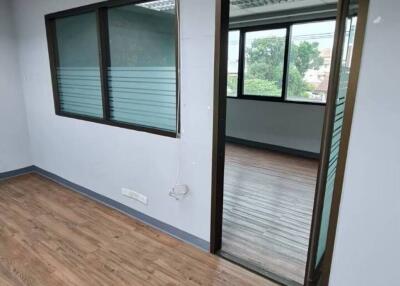 Premium Office Space for rent in Phrakhanong
