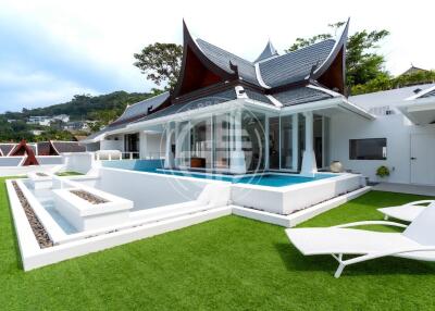 5 Bedrooms Luxury Pool Villas with Stunning Seaview in Surin area