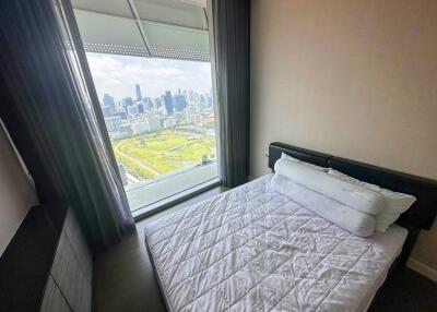2-bedroom high-end condo for sale close to BTS Ratchadamri