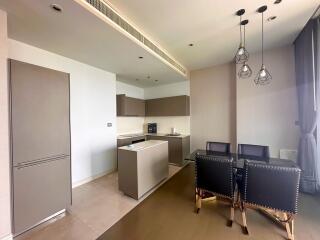 2-bedroom high-end condo for sale close to BTS Ratchadamri